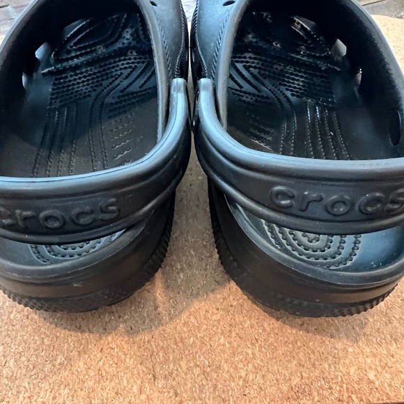 CROCS and BONUS JIBBITZ - Picture 6 of 8